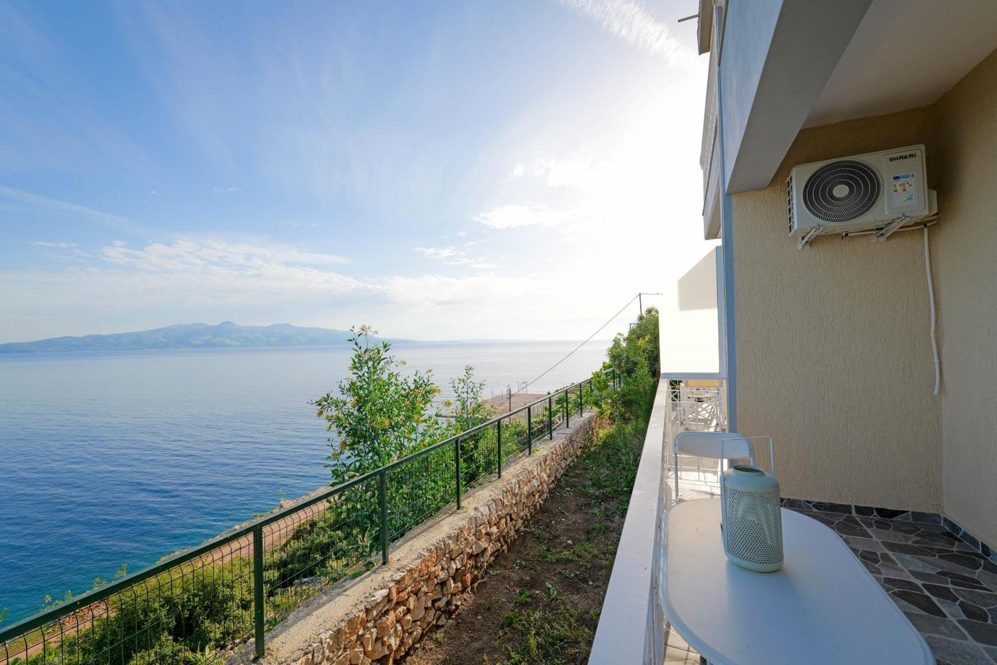 Vila Shakaj Sarandë Exteriör bild
