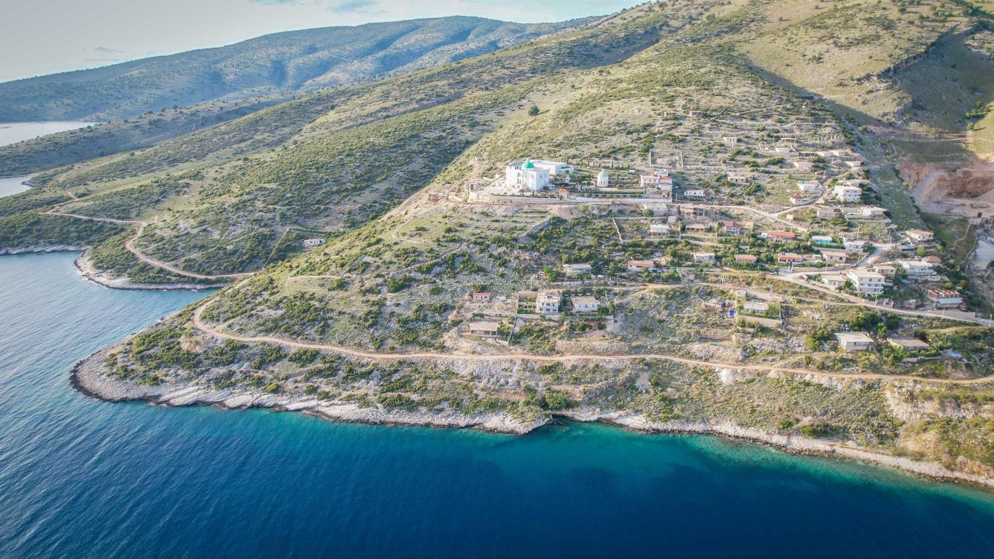 Vila Shakaj Sarandë Exteriör bild